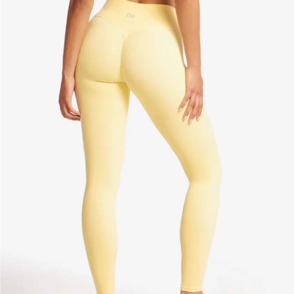 CSB Fade Ayla Crop Top & Scrunch Legging Set in Buttercup 💛✨ - Picture 2 of 5